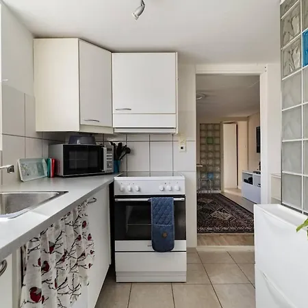 Mountain View Apartment Near Oslo: Bedroom, Lounge, Kitchen And Bathroom. Flat In Rykkinn Kolsas Exterior photo