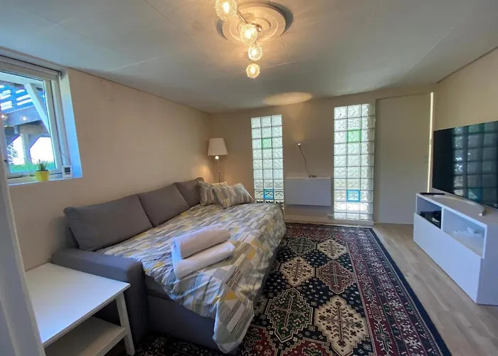 Mountain View Apartment Near Oslo: Bedroom, Lounge, Kitchen And Bathroom. Flat In Rykkinn